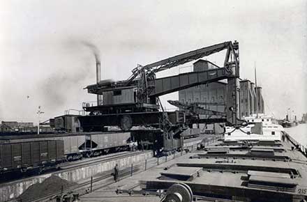 Hulett iron ore unloader in Cleveland, Ohio