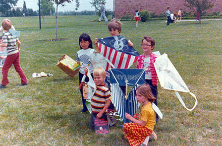 Summer kite flying contest winners, 1977