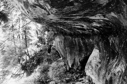 Overhanging rock at South Chagrin Reservation